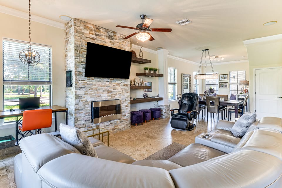 Pets Welcome, Golf Course Views: Reunion Retreat House in Four Corners