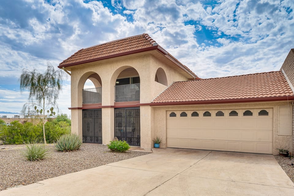 Mtn-View Townhome w/ Pools: 5 Mi to Sabino Canyon! Apartment in Catalina Foothills