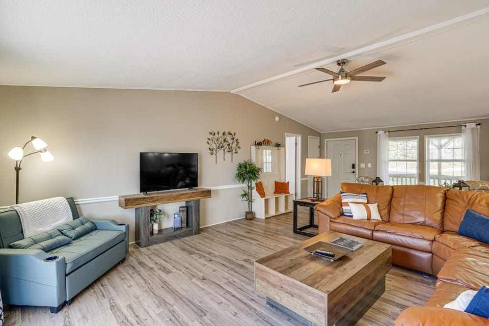 Boat Truman & Lake of the Ozarks: Country Getaway! House in Lake of the Ozarks