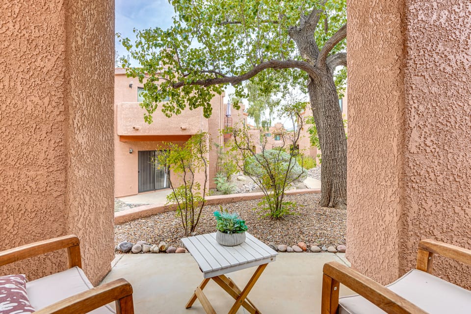 3 Mi to Sabino Canyon: Condo w/ Resort Perks! Apartment in Catalina Foothills