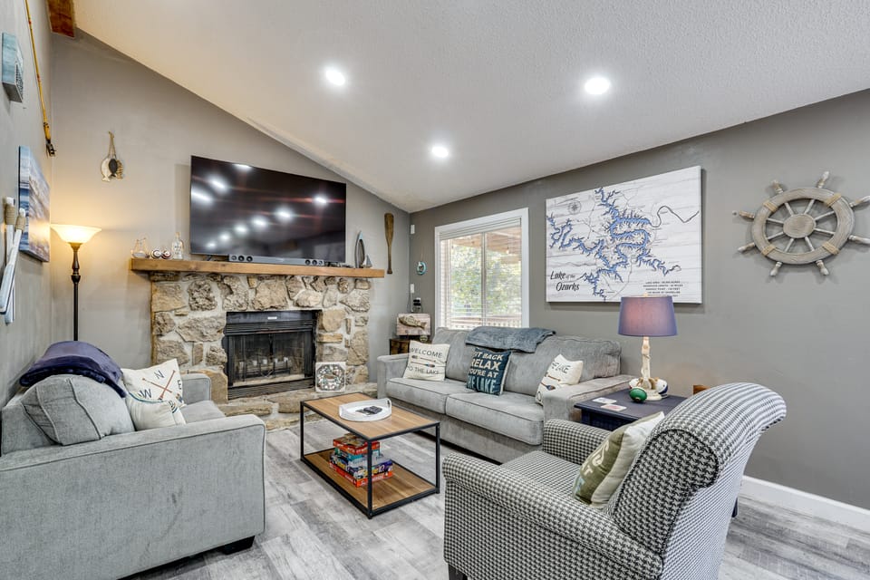 Lakefront Fun in Sunrise Beach! Pet-Friendly Home! House in Sunrise Beach