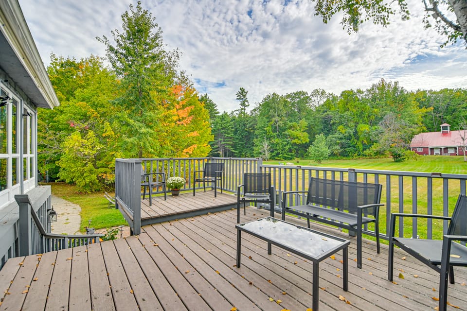 1 Mi to Main St Fryeburg: Historic Family Home House in Fryeburg