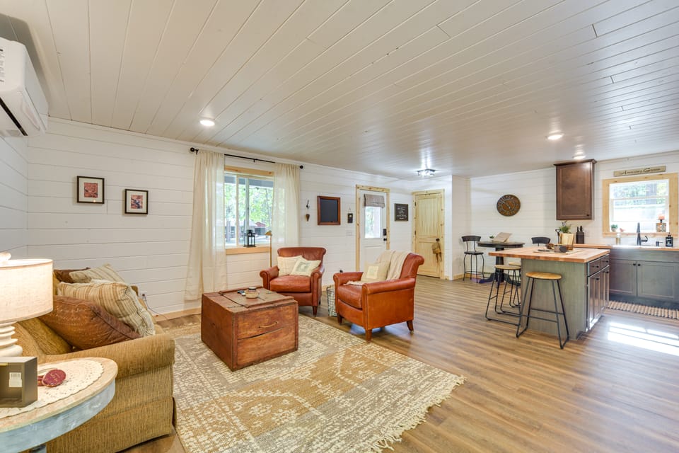 Lake Days, Links & Trails! Danbury Cottage Cottage in Wisconsin