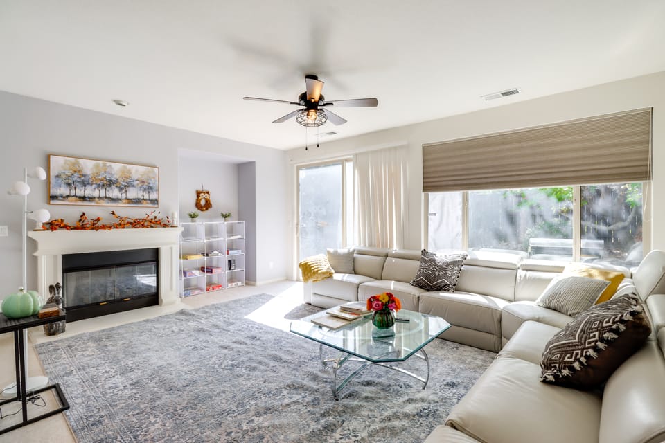 13 Mi to Slopes: Cozy Home w/ Fenced Yard in Reno House in Reno