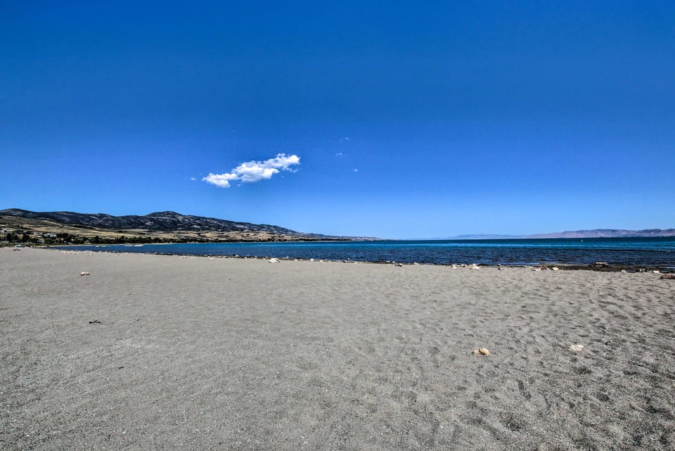 Mtn & Lake Views: Family Retreat in Bear Lake! House in Bear Lake