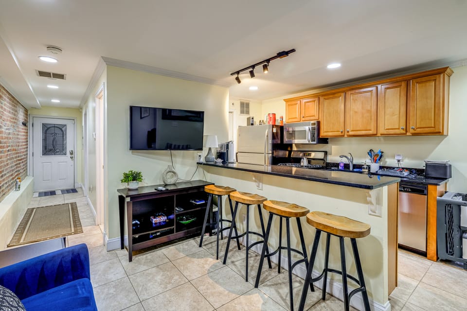 2 Mi to National Mall: Quiet Apartment Apartment in District of Columbia