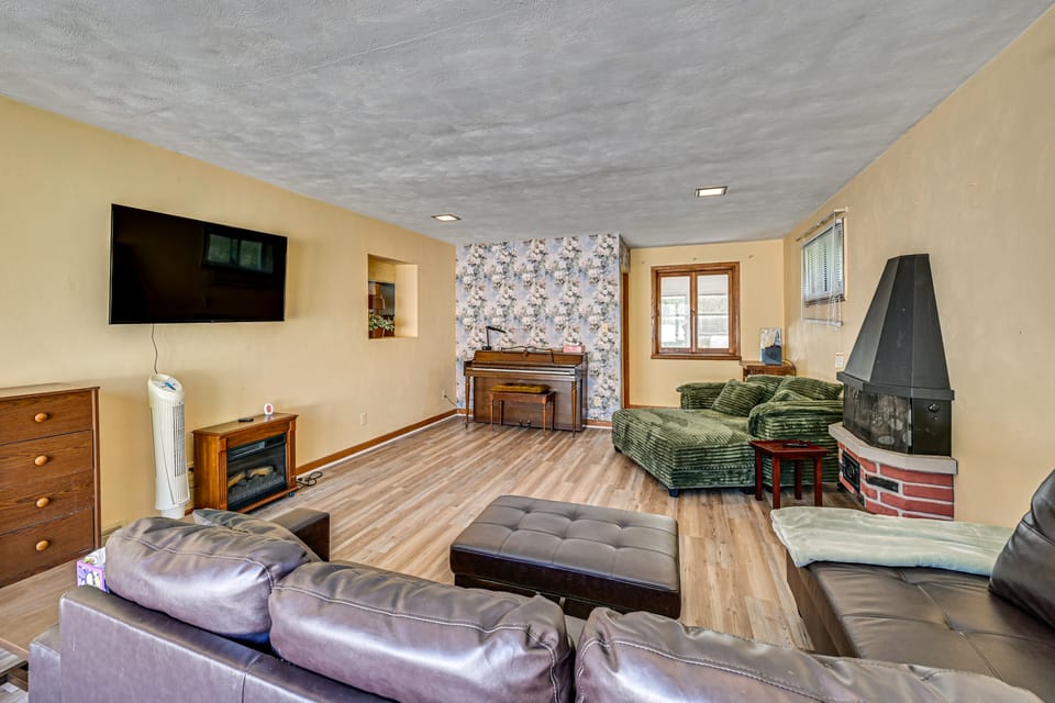 2 Mi to Dtwn Newark: Pet-Friendly Home! House in Ohio