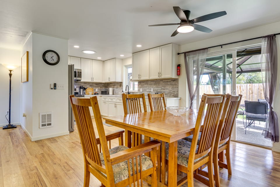 Water Views & Hot Tub: 'Kim's Kastle' in Stanwood! House in Camano Island