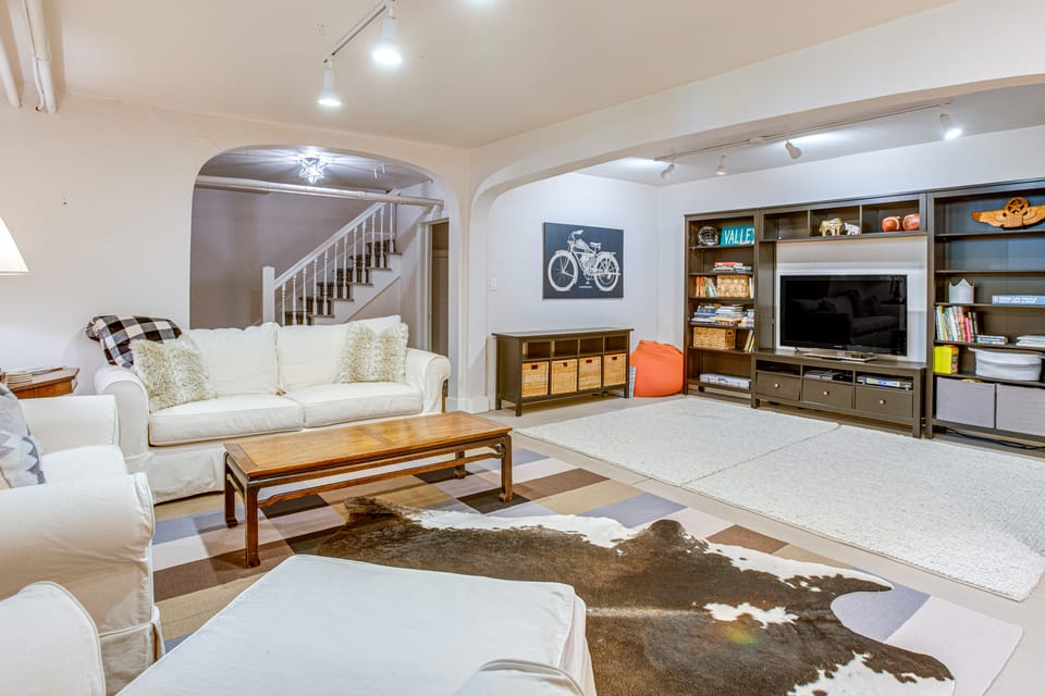 Denver Business & Work Home Base in Congress Park! House in Denver