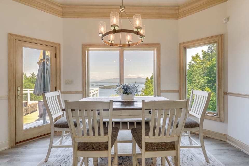 Million-Dollar Mtn Views! Gilford 'Gilded Loon' House in Gilford