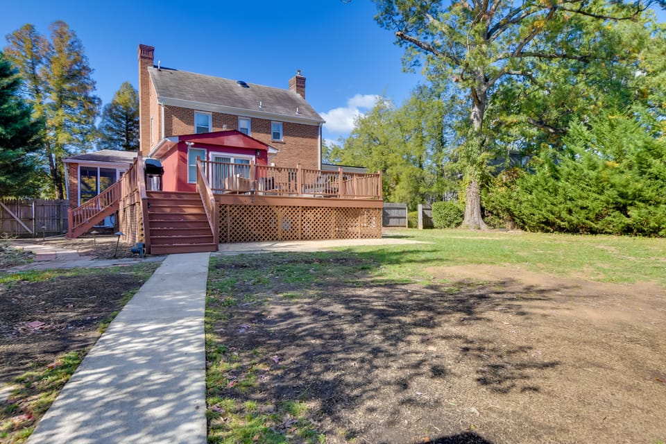 Walk to Metro Station! Cheverly Apt 8 Mi to DC Apartment in Cheverly