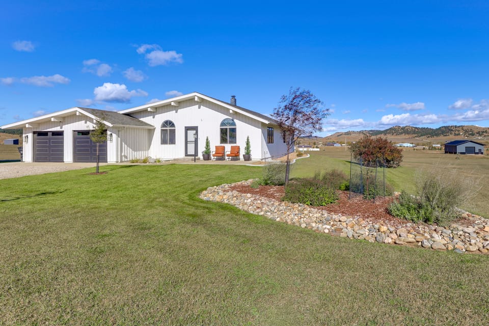 Black Hills, Sturgis Rally Base w/ Trailer Parking House in Pennington County