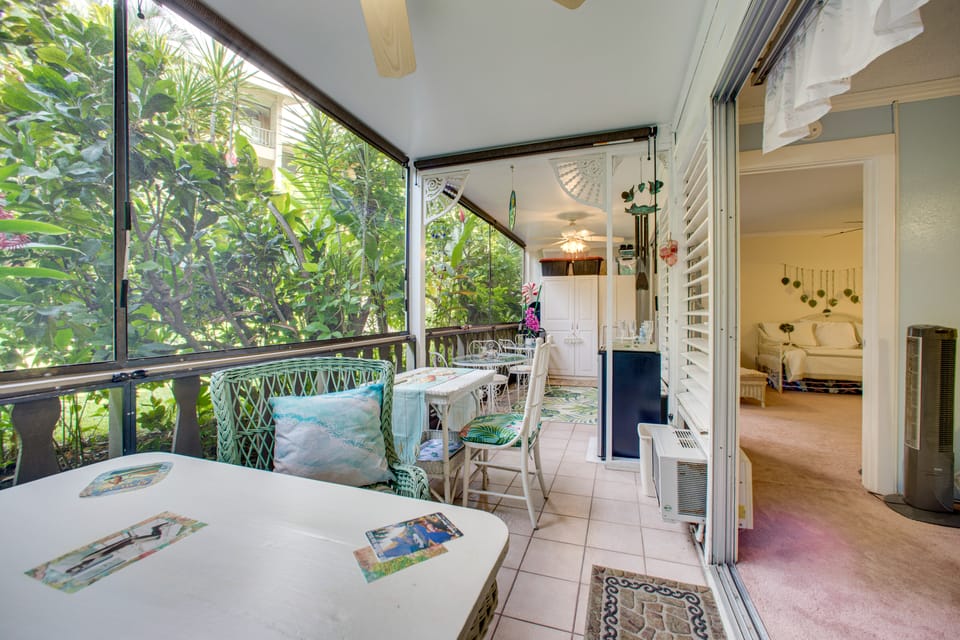 Walk to Beach, Pier & More! Kailua-Kona Condo Apartment in Holualoa