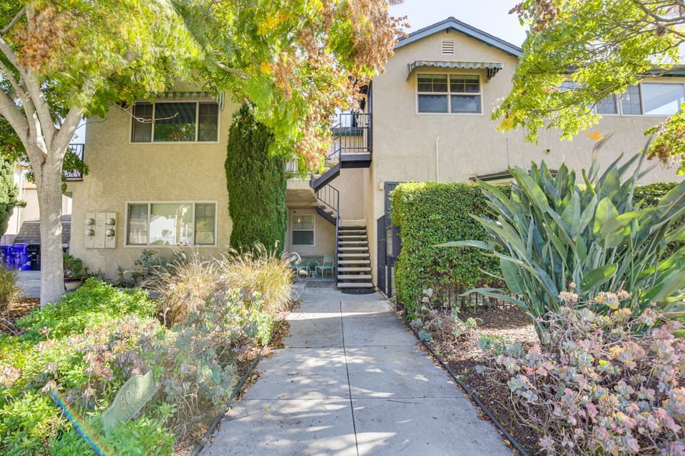 Easy Beach & Airport Access! San Diego Getaway Apartment in Point Loma