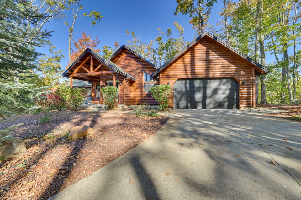 Luxury Cabin in The Reserve at Boyne Mountain House in Michigan