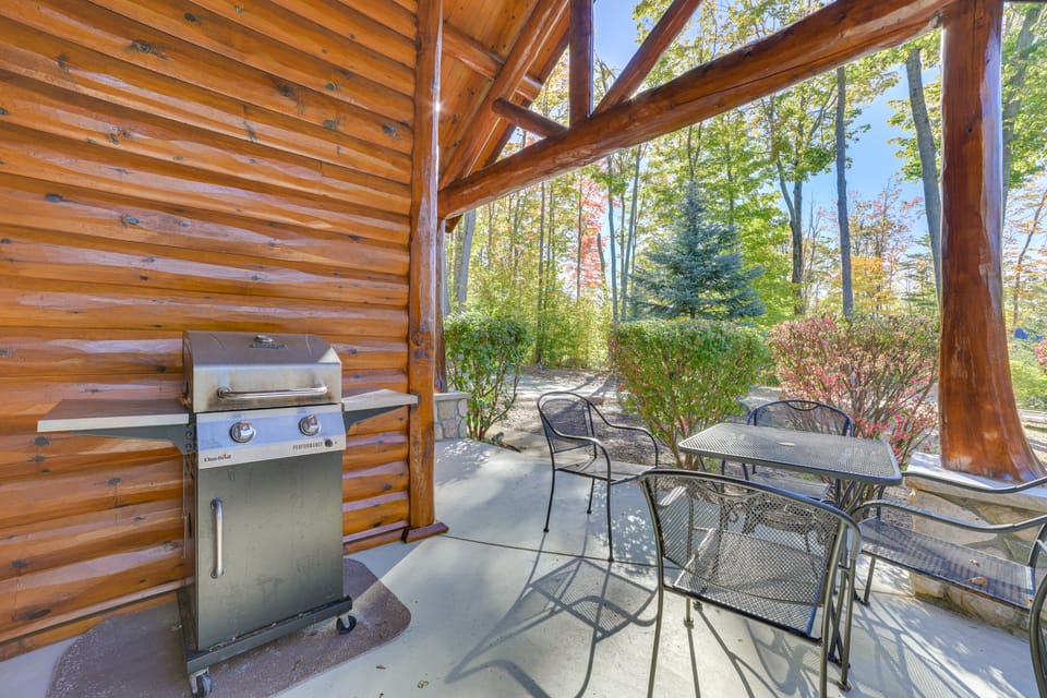 Luxury Cabin in The Reserve at Boyne Mountain House in Michigan