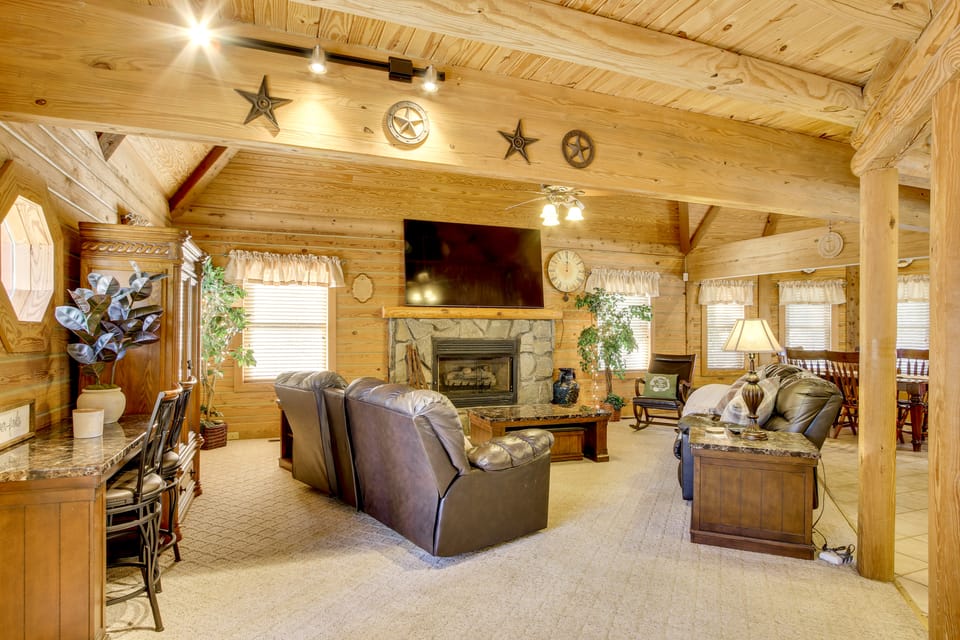 Lake Murray Retreat w/ Private Dock & Water Views! House in Lake Murray