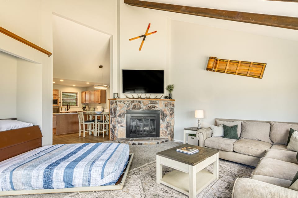 4 Mi to Dtwn: Pagosa Springs Gem w/ Mtn Views! Apartment in Pagosa Springs