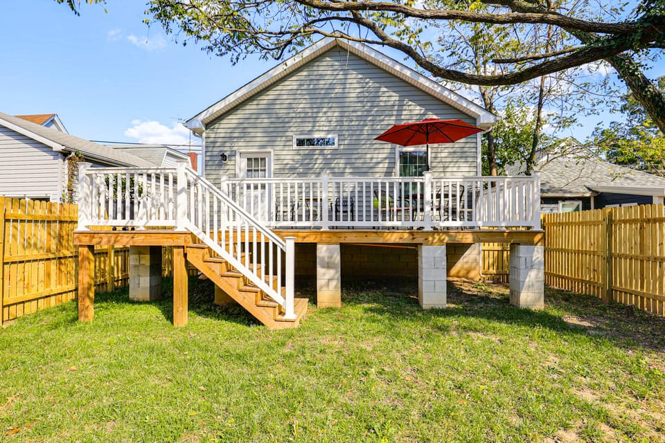 Walk to Historic Chestertown: Dog-Friendly Retreat House in Chestertown