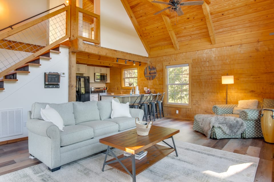 Hike & Unwind, Peaceful Wooded Retreat in Newport House in Tennessee