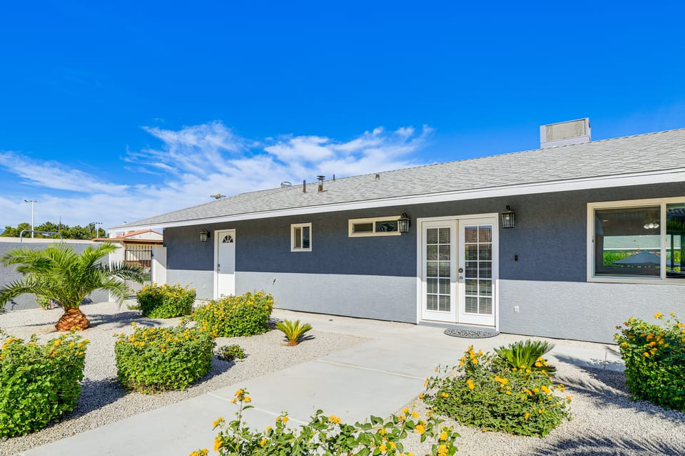 7 Mi to Fremont St: Vegas Home w/ Backyard Oasis! House in North Las Vegas