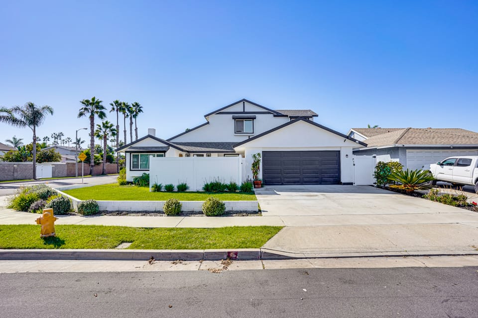 Upscale Huntington Beach Home, Close to Main St! House in Huntington Beach