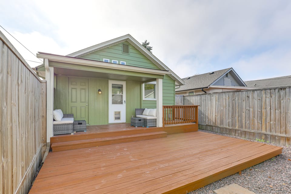 Walk to Macken Park: Home w/ Fenced Yard & Patio House in North Kansas City