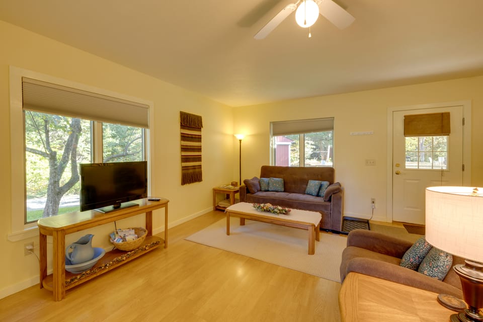 Riverside Serenity - Rivershire Retreat Guesthouse House in Michigan