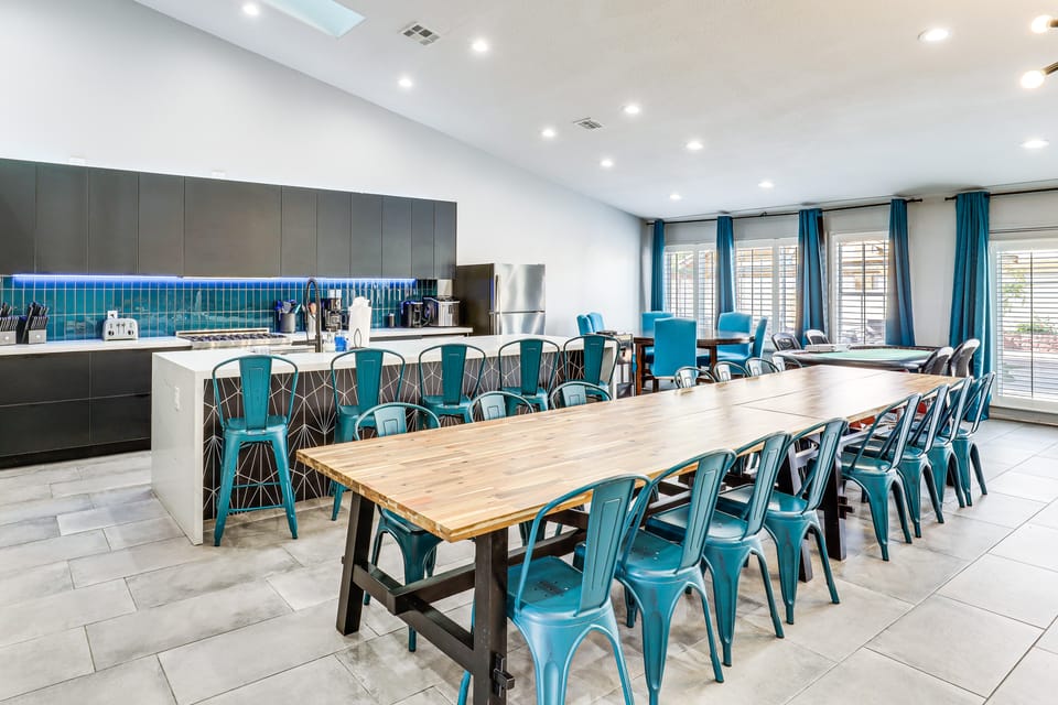 4,300-Sq-Ft Villa in West Vegas w/ Pool & Games! House in Spring Valley