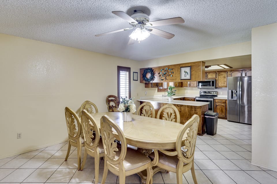 Close to Golf! Snowbird Retreat w/ Pool in Yuma Apartment in Yuma