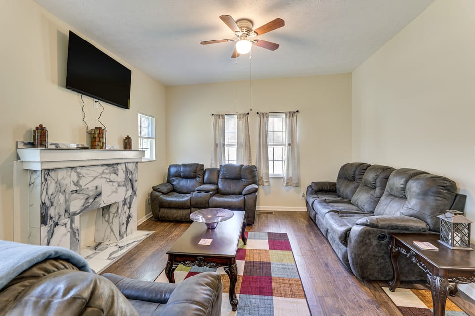 'Doris & Susan's Place' - Historic Tuskegee Home House in Alabama