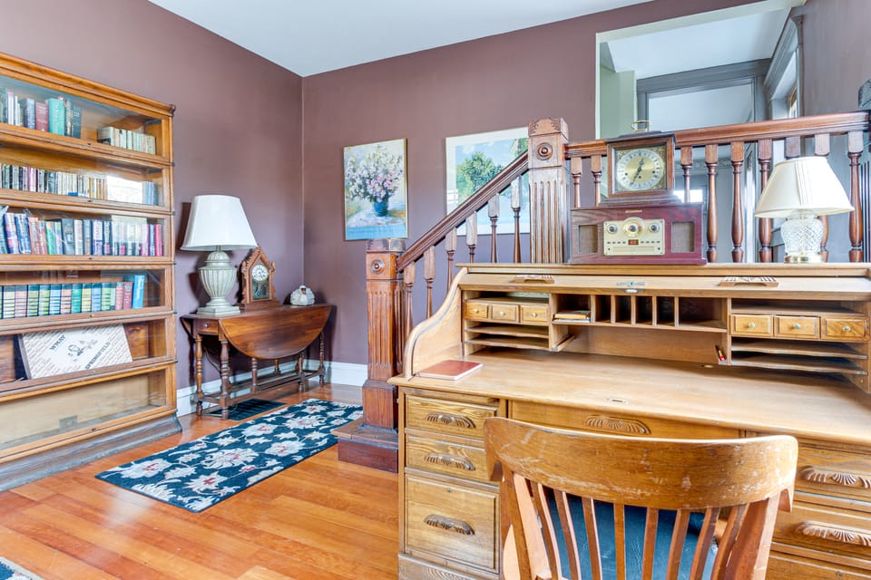 Route 66 Historic Library Home: Pet-Friendly! House in Illinois