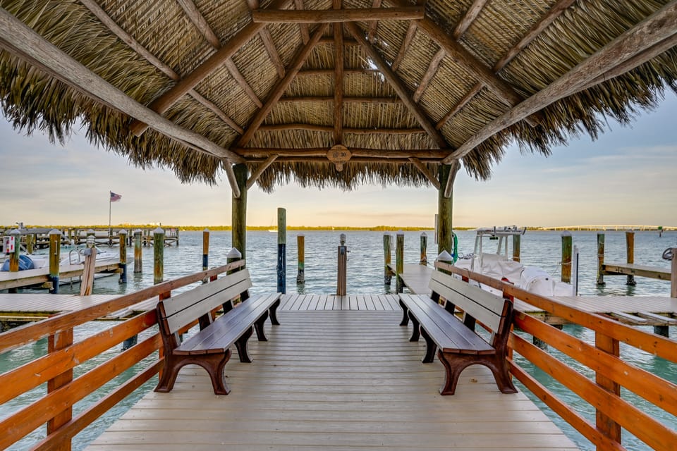 Riverside Marco Island Condo: Pool & Marina Access Apartment in Marco Island