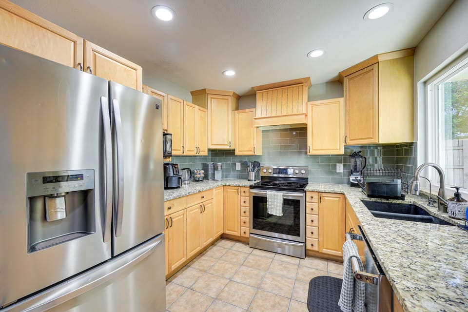 Work, Explore & Unwind: Convenient San Antonio Gem House in San Antonio
