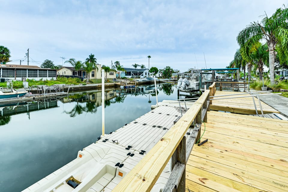 Canal-Front Home w/ Boat Dock & Lanai in Hudson House in Hudson