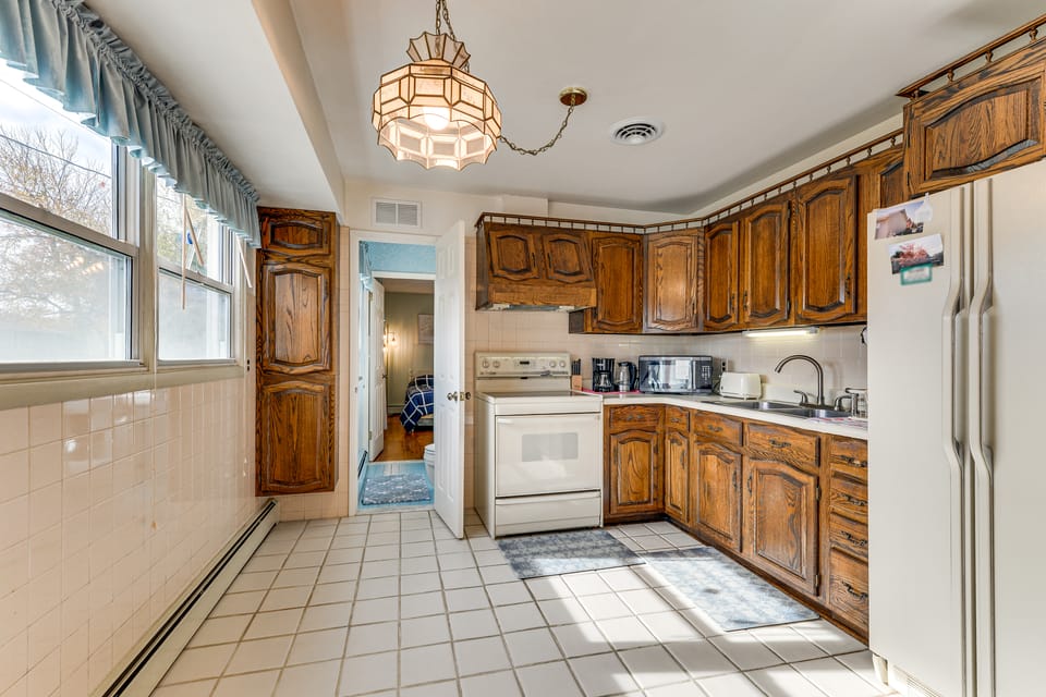 2 Mi to APG: Edgewood Family Home w/ Fenced Yard House in Edgewood