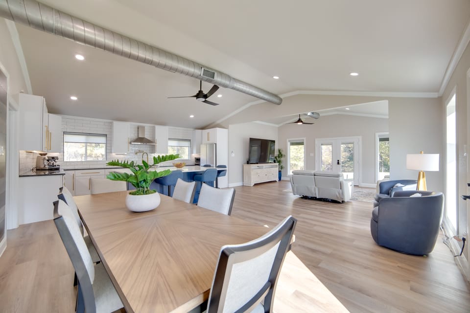 The HQ’ Lake Fork Home w/ Shared Dock! House in Texas