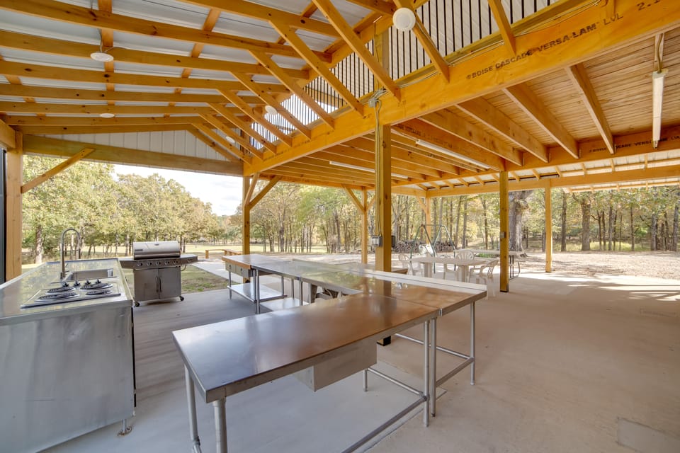The HQ’ Lake Fork Home w/ Shared Dock! House in Texas