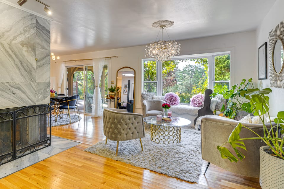 Work & Relax! Updated Walnut Creek Home w/ Office House in Walnut Creek