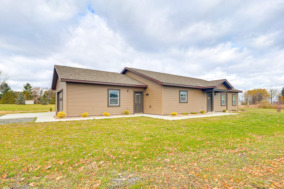 Ski, Fish & Unwind: Peaceful Lake Champlain Home! House in Lake Champlain
