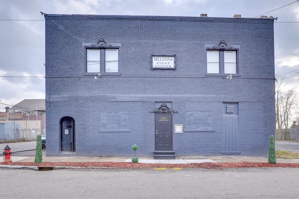 Spacious Condo 4 Mi to Pro Football Hall of Fame! Apartment in Canton