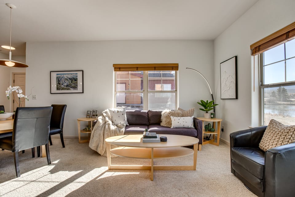 Walkable Condo 5 Mi to Winter Park Resort! Apartment in Fraser