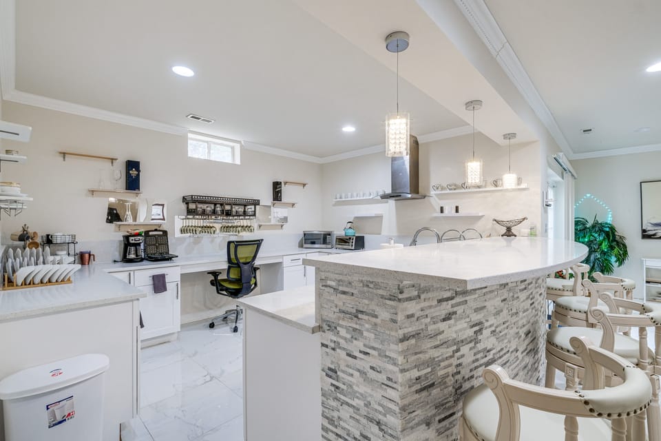 Family-Friendly Home w/ Foosball in Silver Spring! Apartment in Fairland