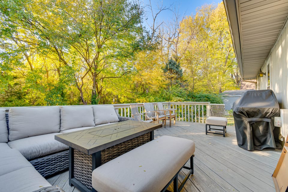 4 Mi to Capitol: Spacious Springfield Home w/ Deck House in Springfield
