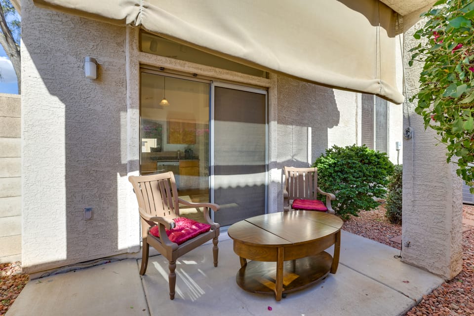 Hike, Golf & Relax: Desert Retreat in Cave Creek House in Phoenix