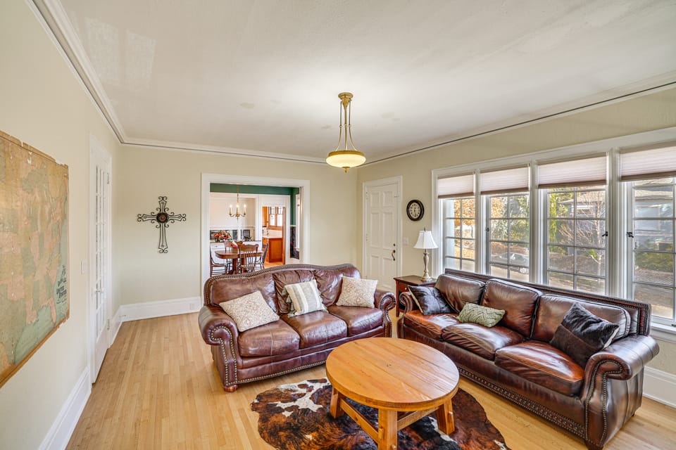 1 Mi to Pendleton Round-Up: Historic 'Elnor' Home House in Pendleton