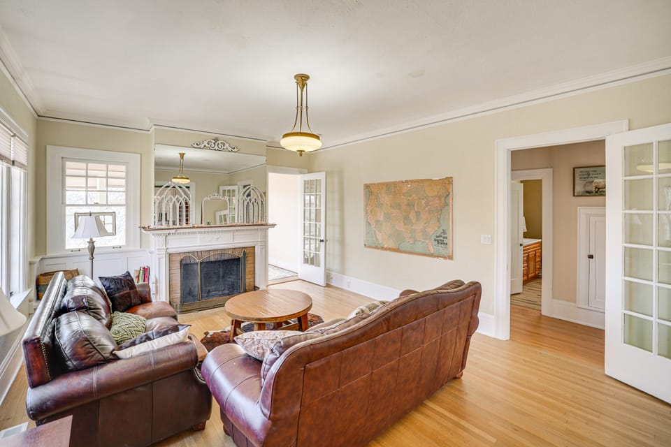 1 Mi to Pendleton Round-Up: Historic 'Elnor' Home House in Pendleton