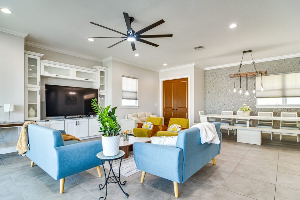 Heated Pool + Game Room! Seminole Family Getaway House in Seminole