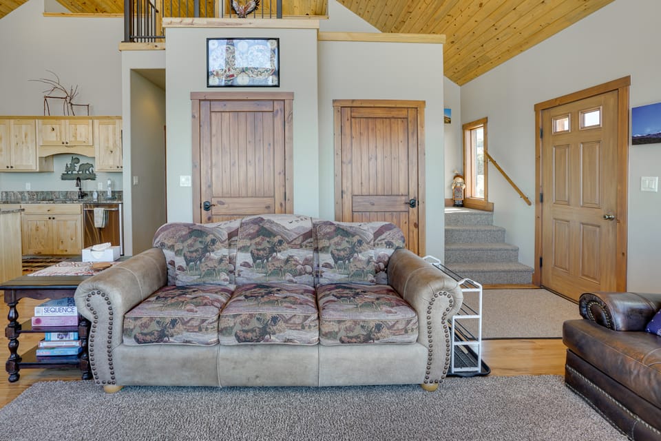 Close to Trails! Ultimate Seclusion at Moab Cabin House in Utah