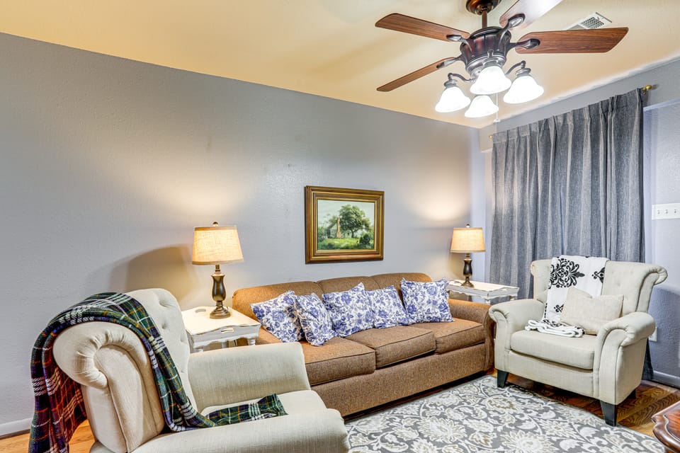 Near Universities: Family Condo in McRae! Apartment in Arkansas